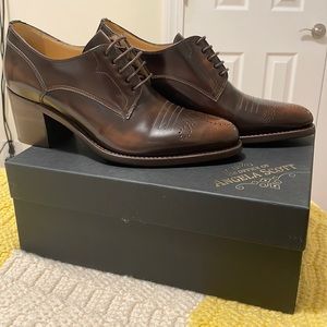 Angela Scott “Miss Button” Midheel Oxfords in Mahogany